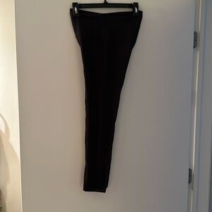Lululemon capri in black size 8